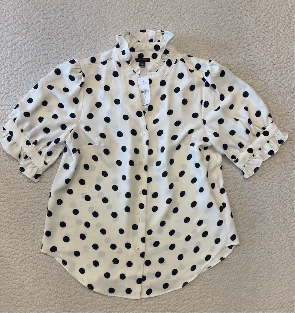 NWT* Ann Taylor Womens Ruffled Sleeve Polka Dot Blouse Small
